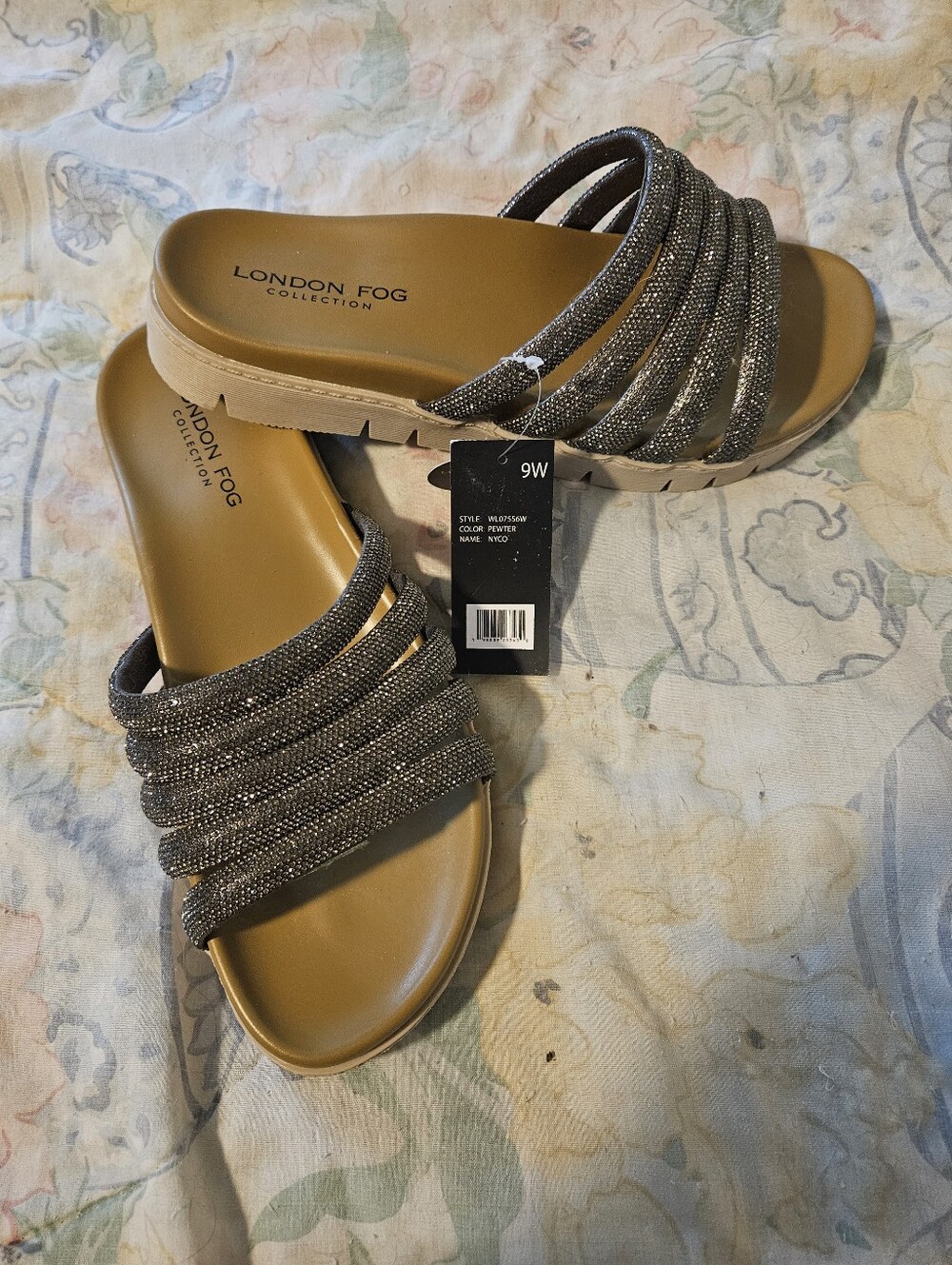 BRAND NEW ** London Fog Women's Metallic Multi-Strap Slide Sandals